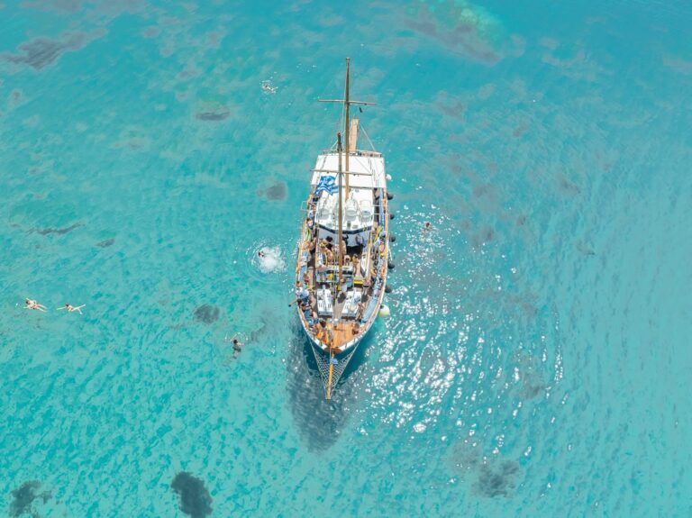 Naxos-boat-cruise-2