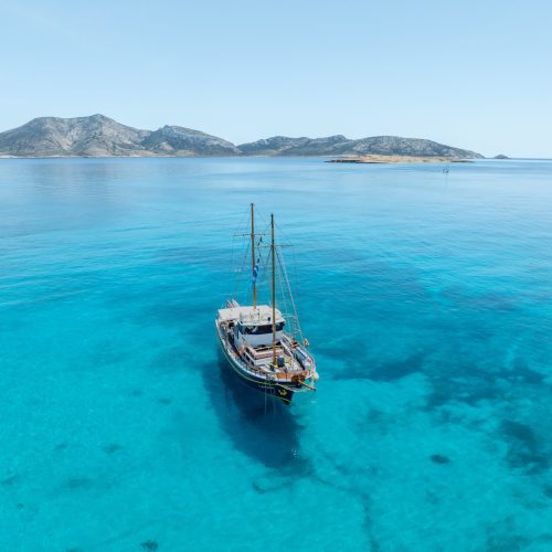 Naxos-boat-cruise-1
